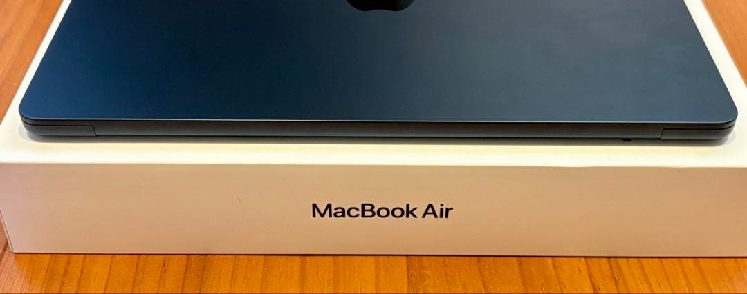 MacBook Air M2 8GB 256GB ミッドナイト BT100%