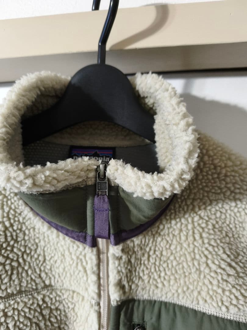 【patagonia】 フリースベスト Lサイズ ベージュ/カーキ　美品