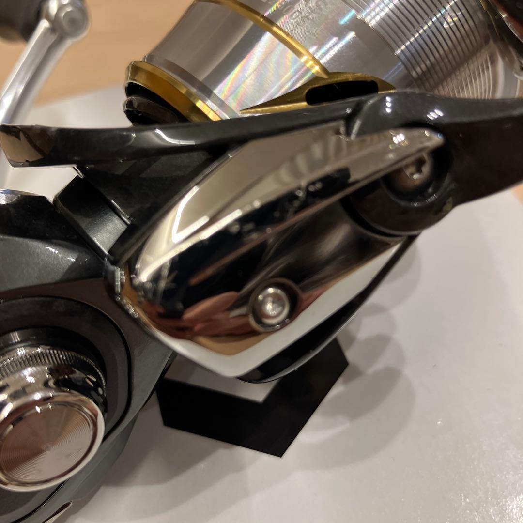 DAIWA 20LUVIAS LT 2500S-DH スピニングリール