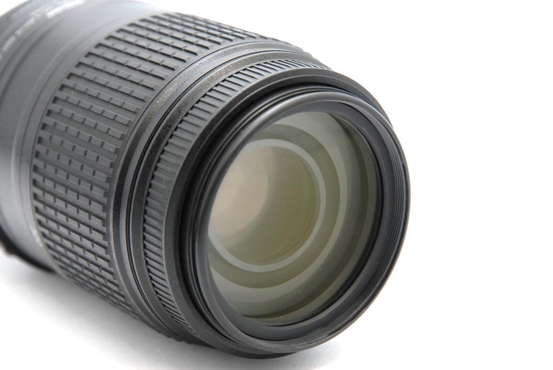 Nikon AF-S DX 55-300mm VR 望遠レンズ 手ブレ補正