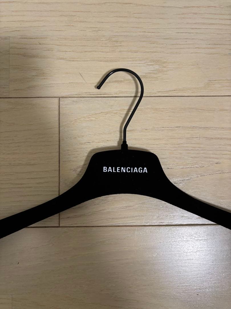 BALENCIAGA ハンガー 3本セット