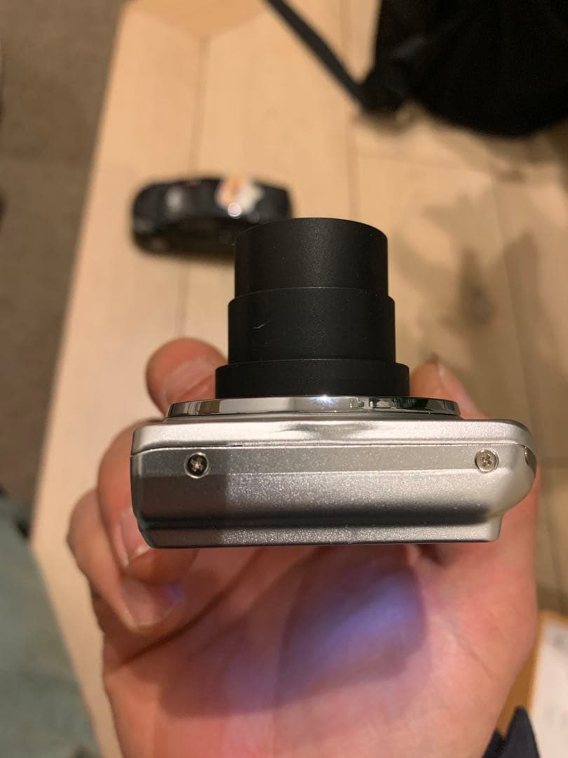 [美品]CASIO EXILIM EX-Z880 ホワイト