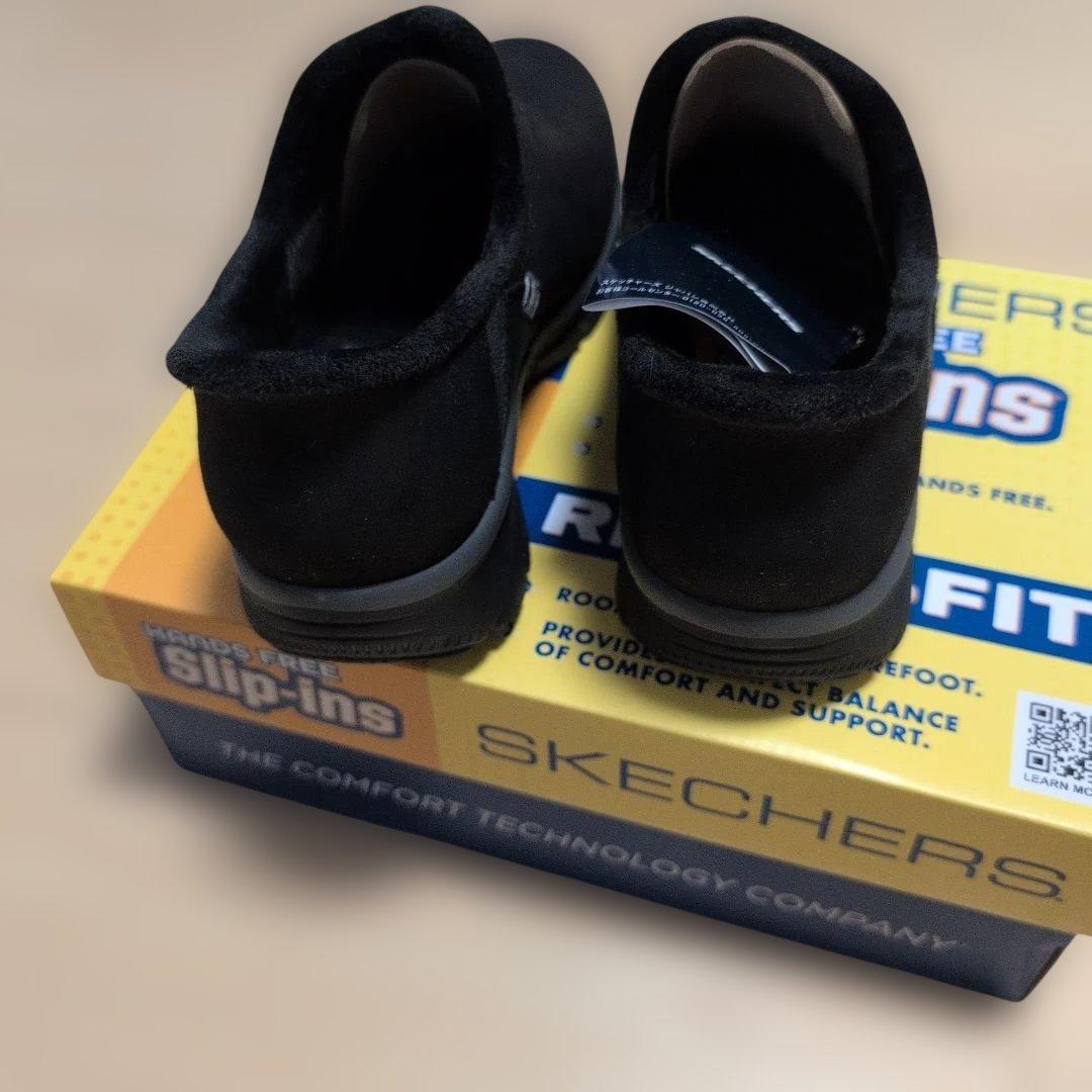 新品　SKECHERS Hands Free Slip-Ins ショートブーツ