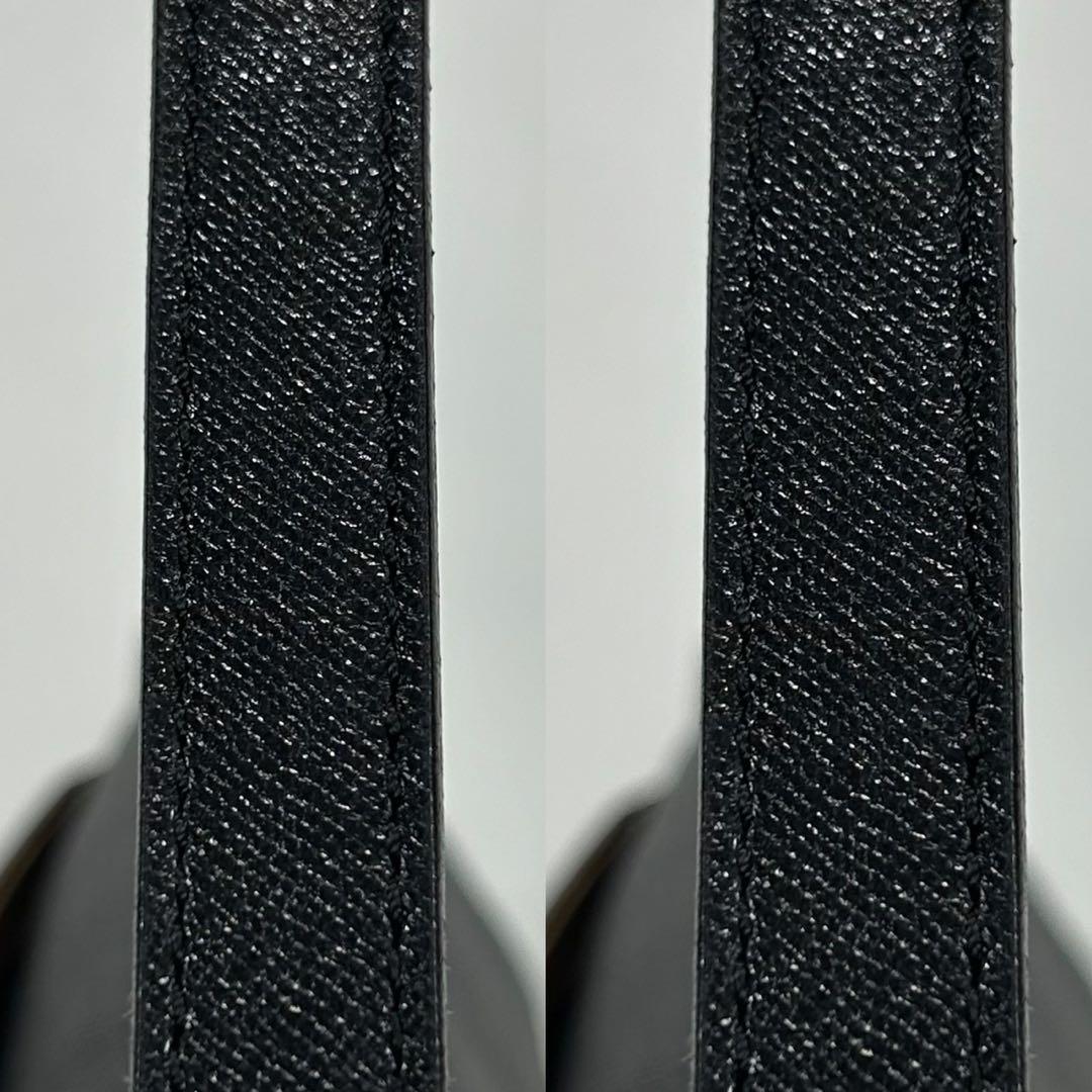 【極美品】バーバリー ワンハンドバッグ レザー ノバチェック 肩掛け 黒 ロゴ