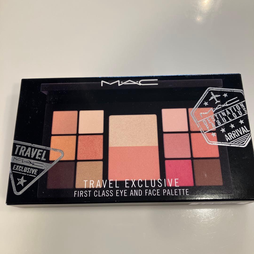 ガーベラ　MAC アストロパレット&ファーストクラスアイパレット 2点