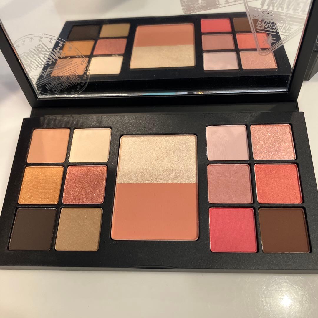 ガーベラ　MAC アストロパレット&ファーストクラスアイパレット 2点