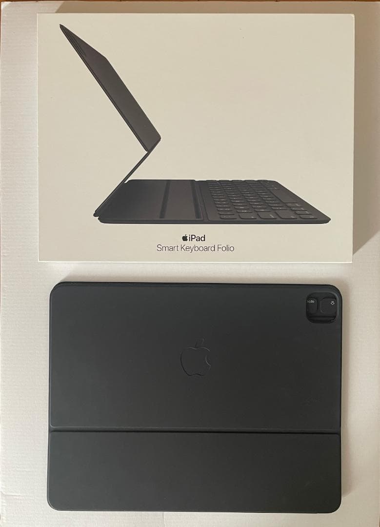 4点 iPad Pro 12.9 第6世代＋純正キーボード＋純正ペン＋カバー