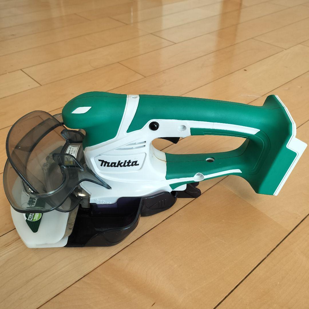 Makita 充電式芝刈り機 MUM601D