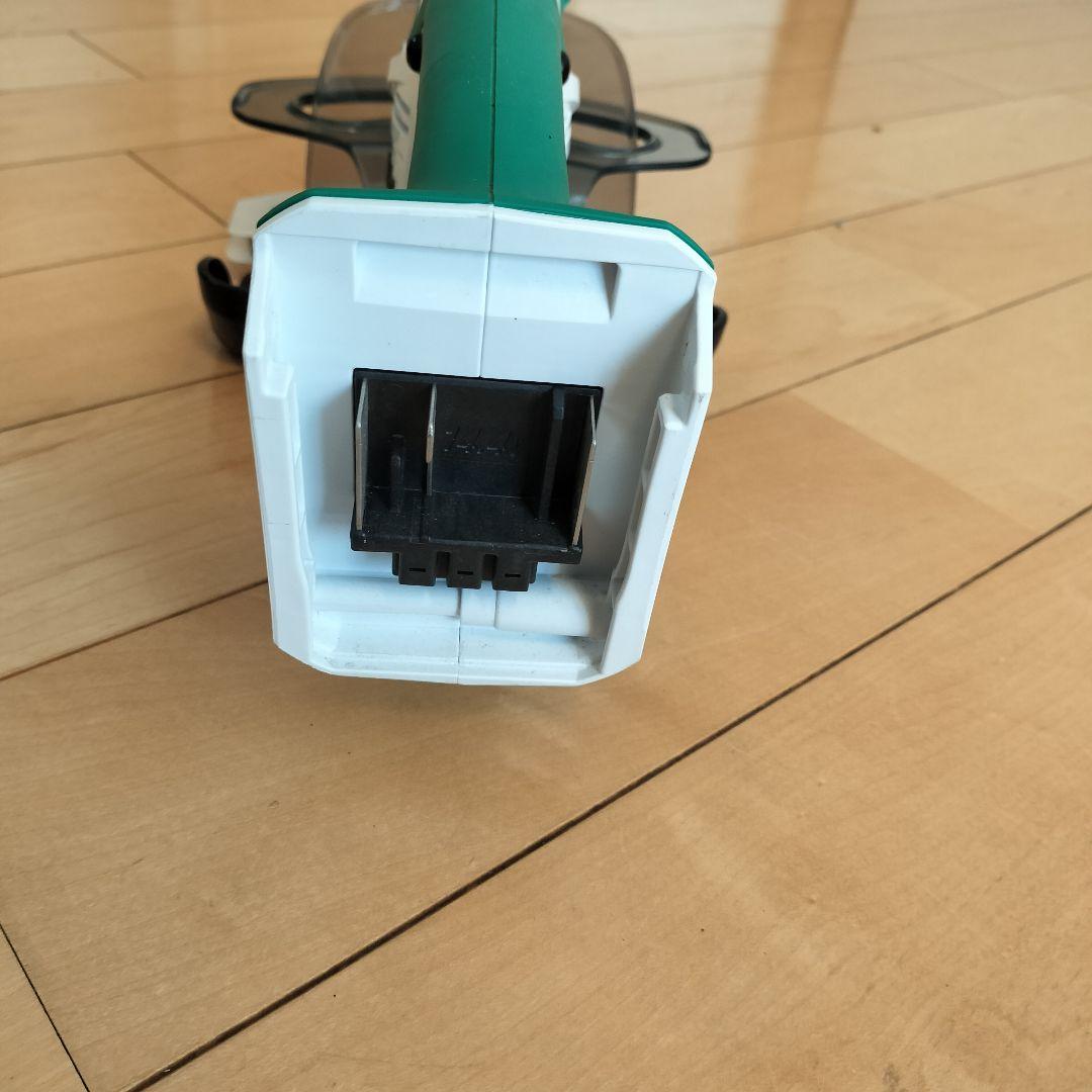 Makita 充電式芝刈り機 MUM601D