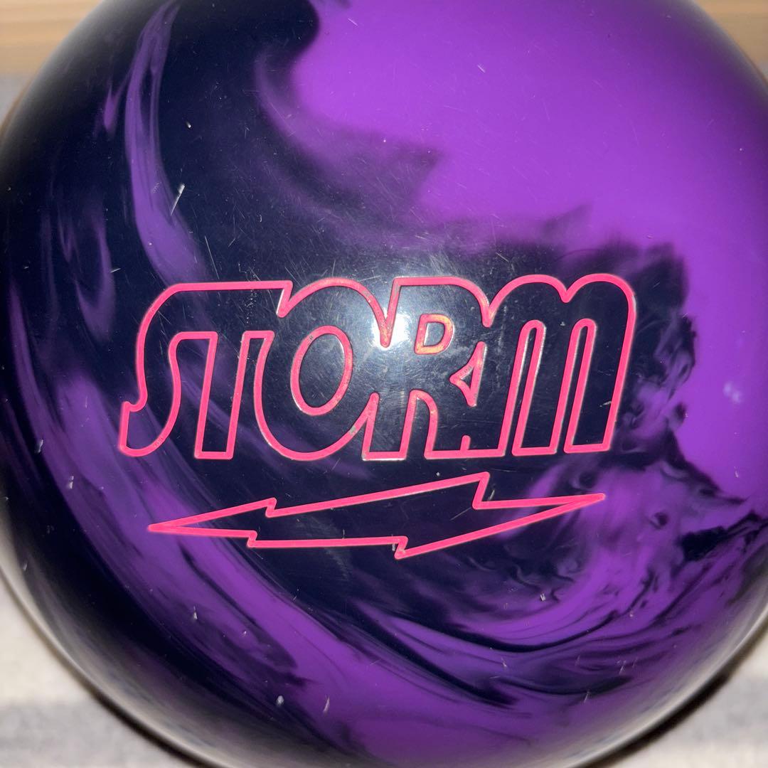 ボウリングボール　バイトパニック　中古　ストーム　紫