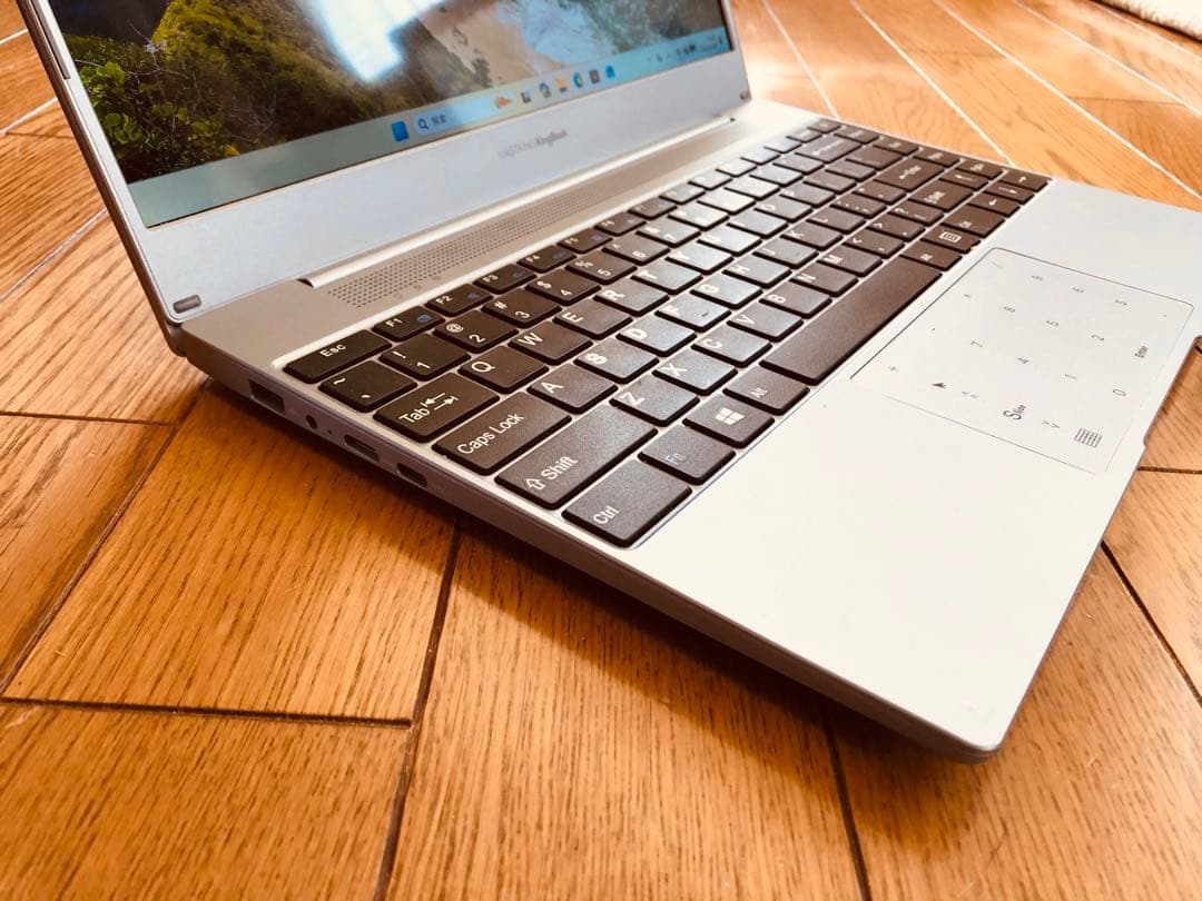 VASTKING Kingbook K100 14インチ サウンドドライバー不調