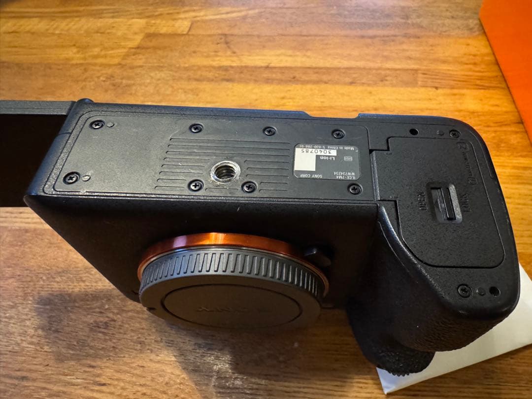 【美品】ソニー α7 IV ボディ ILCE-7M4