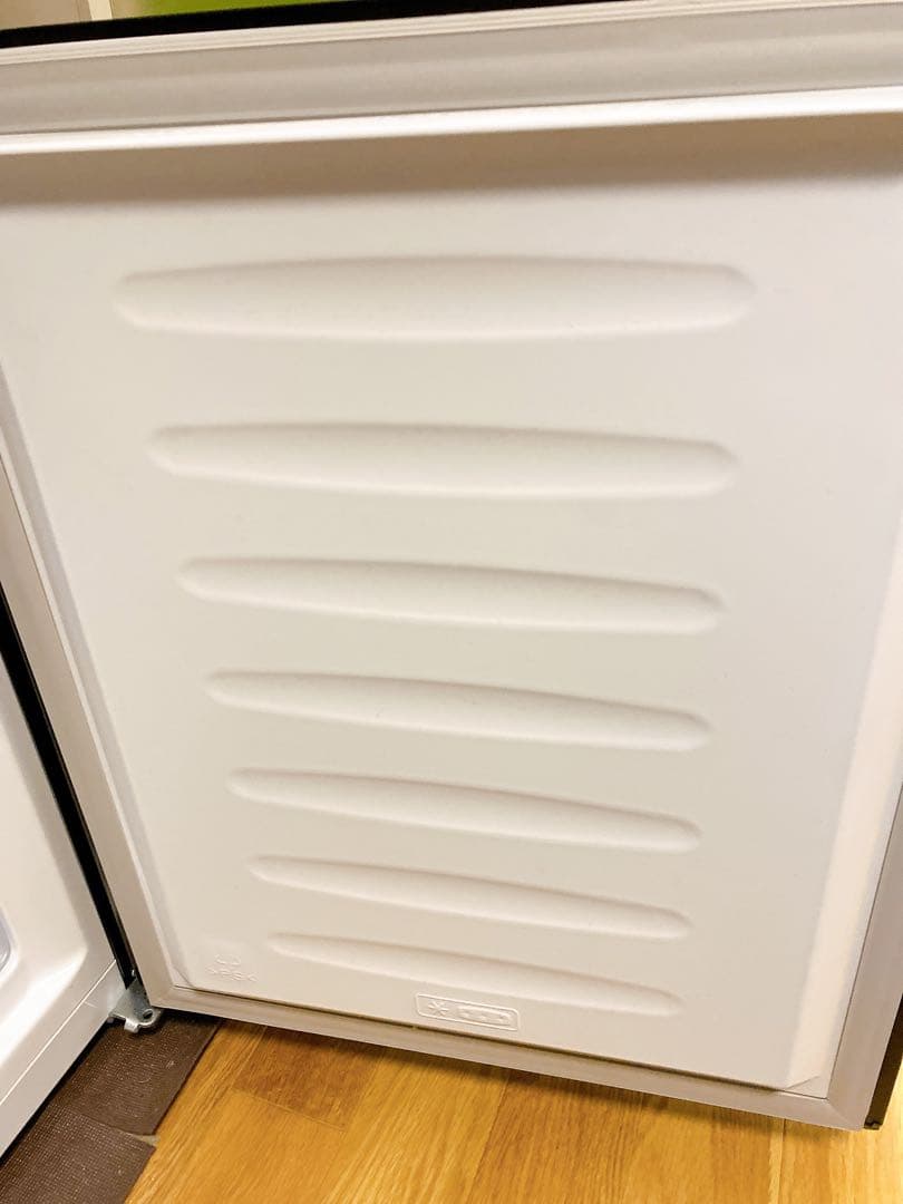 Hisense ブラック 冷蔵庫 上下二段式　175L