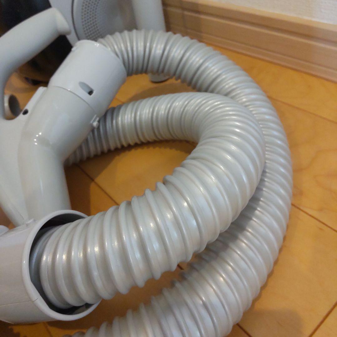 【TOSHIBA】紙パック式クリーナー 掃除機 VC-W7E1(K)2018年製