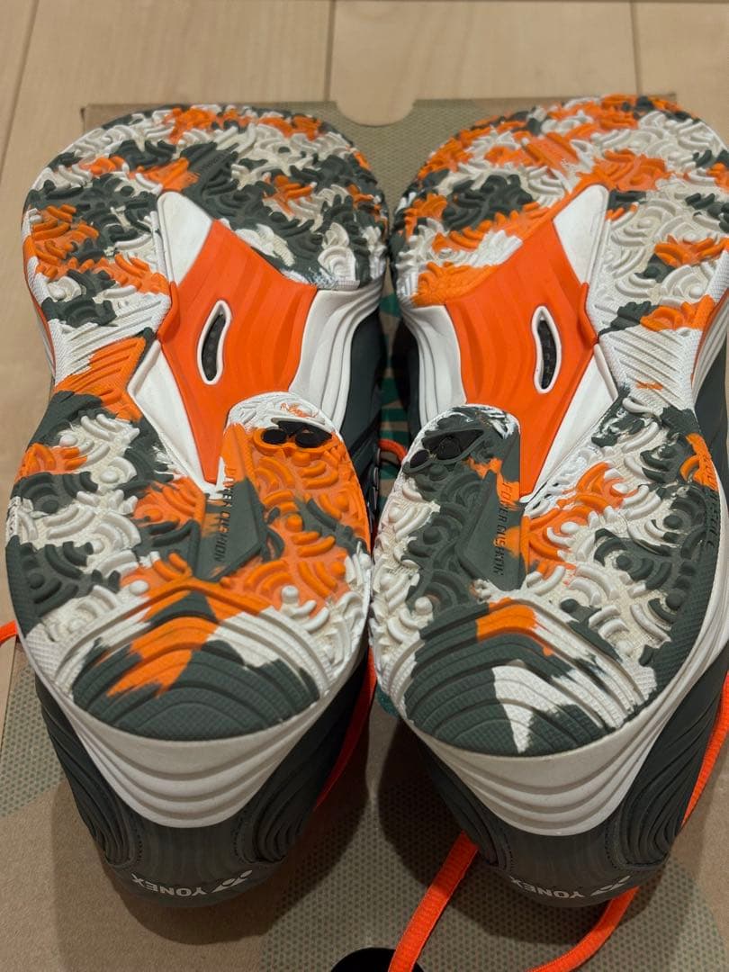 【美品・希少】ヨネックス フュージョンレブ5 メン GC オムニ用 26.0cm