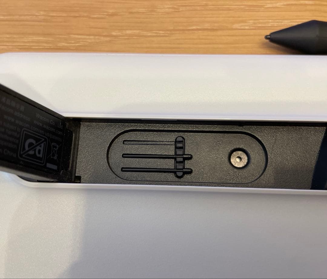 Wacom One 液晶ペンタブレット13.3インチ