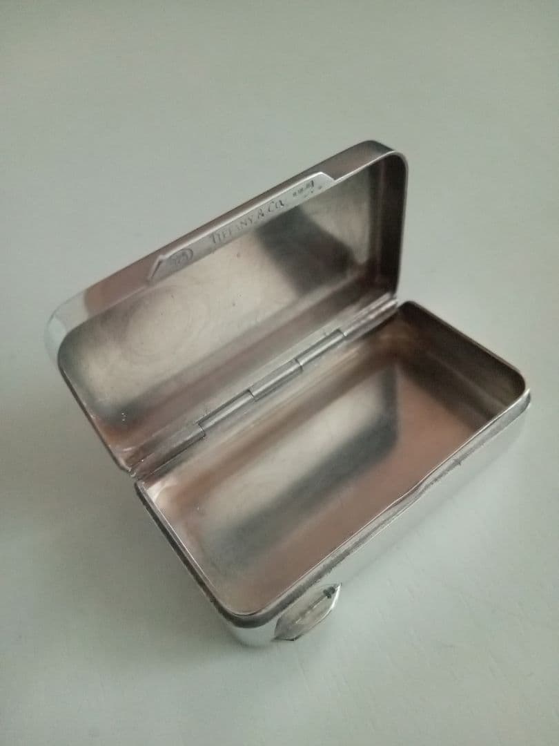 ティファニー　シルバー製　小物入れ　ピルケース