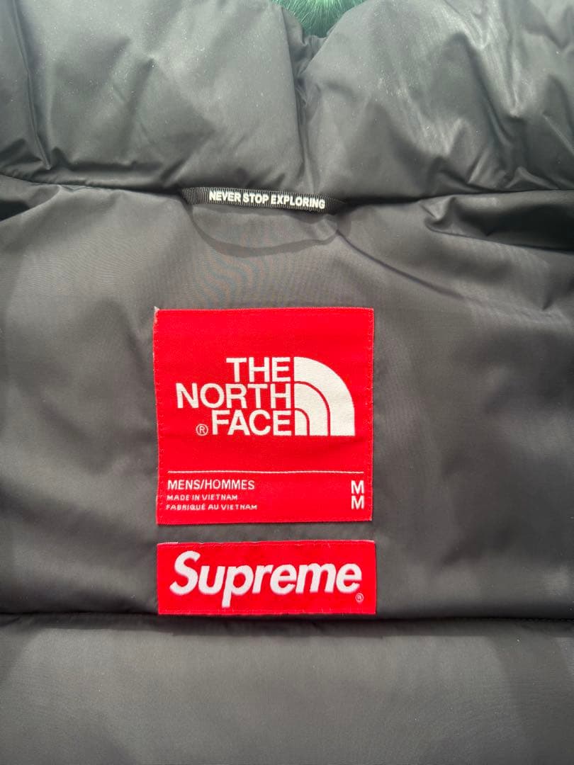 ジャケット・アウター Supreme / The North Face Nuptse Jacket