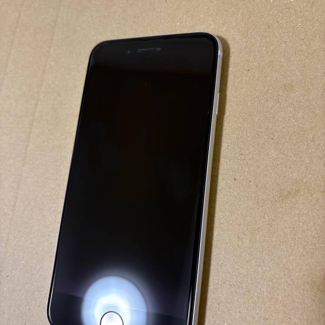 Apple iPhone SE2 64GB ホワイト