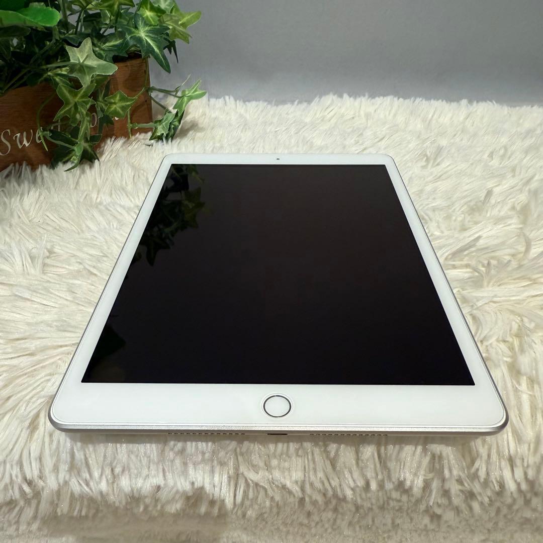 シルバー【美品】iPad 第7世代 32GB A2197