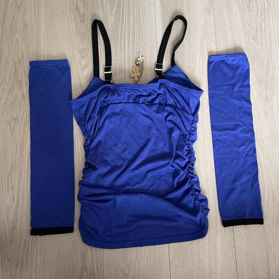 d.i.a. スタッズ付き青キャミソール