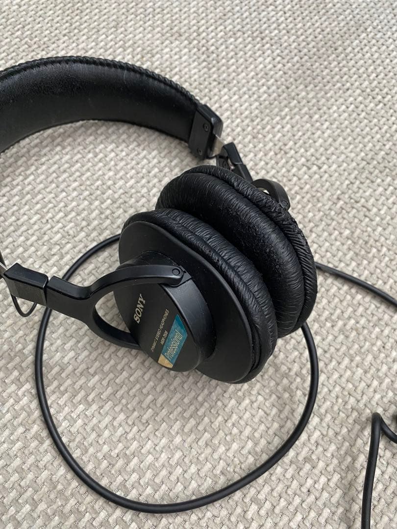 ヘッドホン Sony MDR-7506