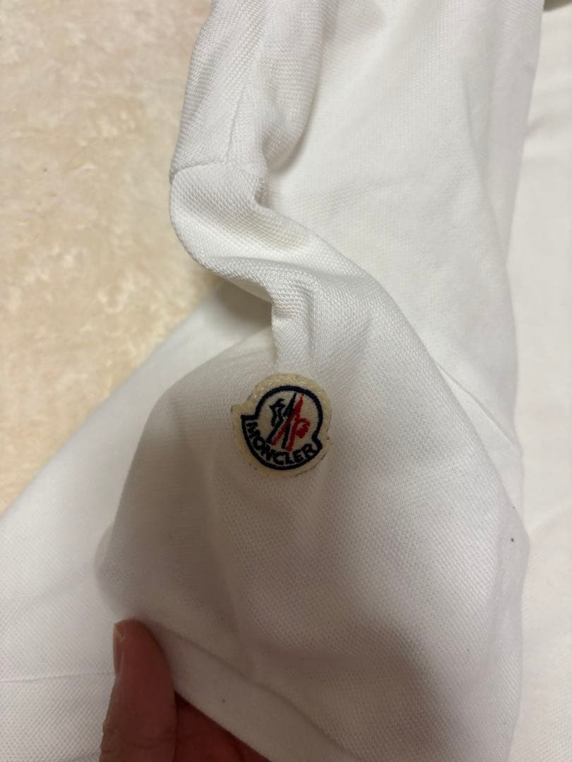 モンクレールポロシャツ