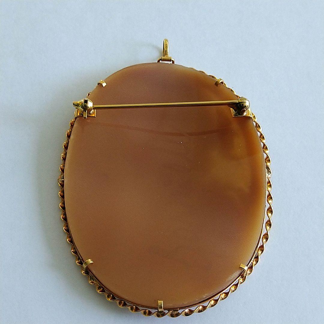 チョコレート✤作家ものシェルカメオ✤18K『小花に包まれて』2ways