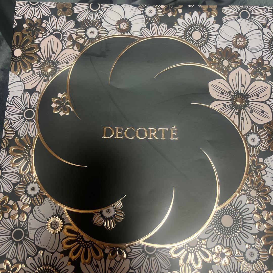 コスメデコルテ　クリスマスコフレ　2025 抜きなし