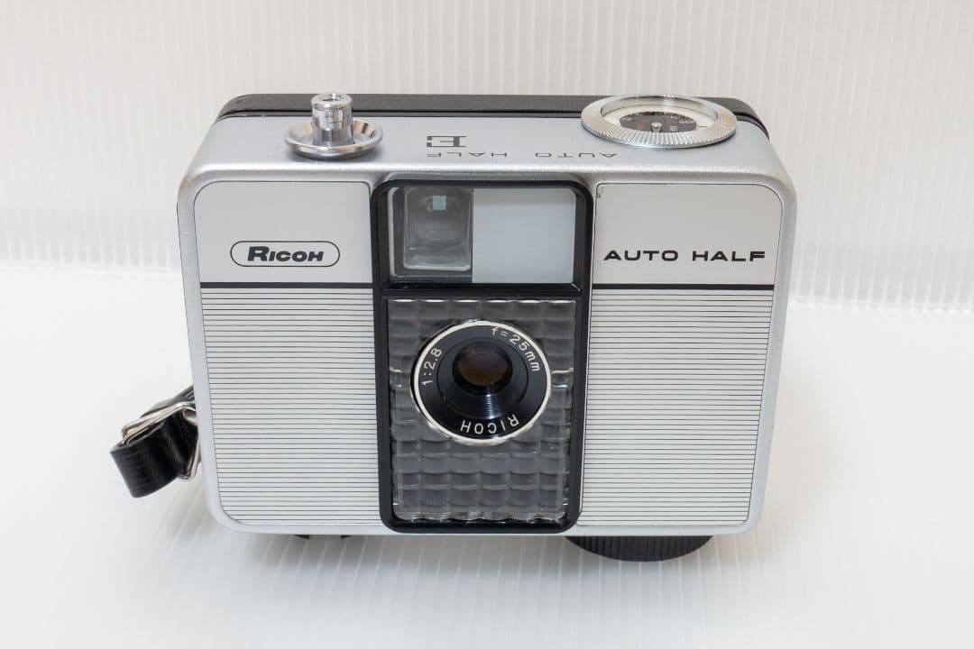 ⑫【美品・整備済品】RICOH AUTO HALF E 「ブラック」オートハーフ