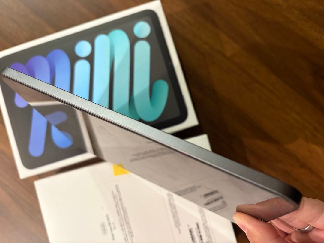 iPad mini (第6世代) Wi-Fi 64GB スペースグレー