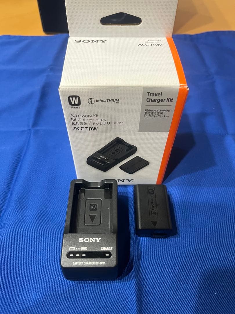 SONY ILCE-6400Y（ダブルズームレンズキット）・ACC-TRW