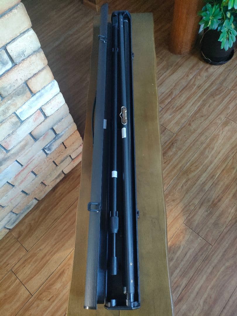 美品　サンワサプライ　プロジェクタースクリーン　床置き式　100インチ