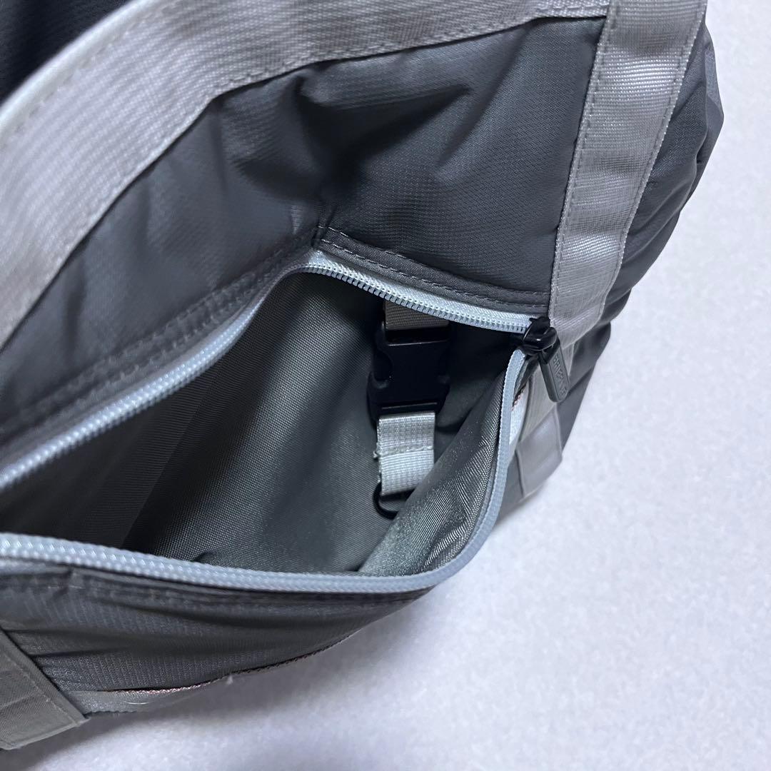 BRIEFING ブリーフィング ボストンバッグ グレー NEO 3ROOMS