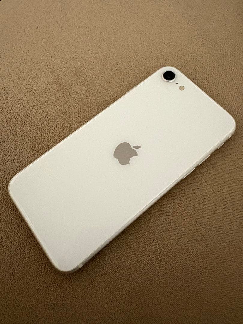 【美品】iPhone SE 第2世代 (SE2) 128GB ホワイト
