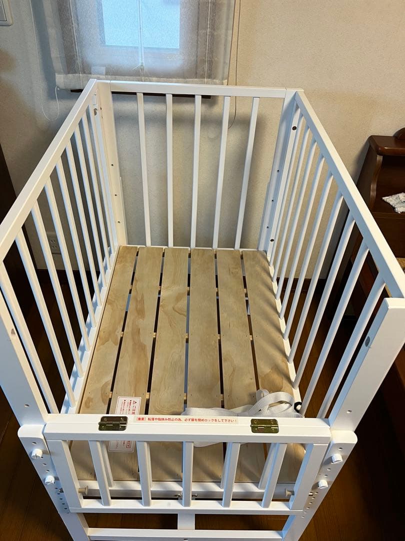 そいねーるミニ　ベビーベッド　yamatoya （ホワイト）　マットレス新品