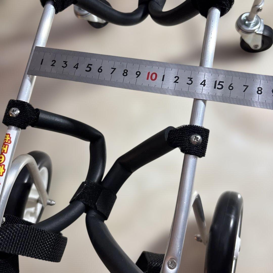 犬用車椅子前足、後ろ脚用ポチの車イス　小型犬