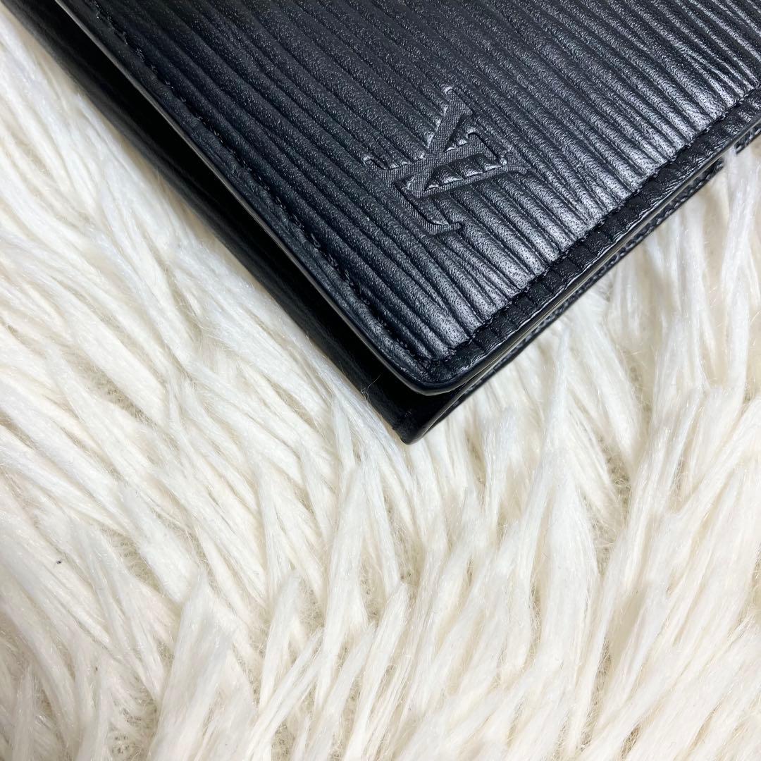 【外観美品】ルイヴィトンエピ 名刺入れ カードケース ブラック