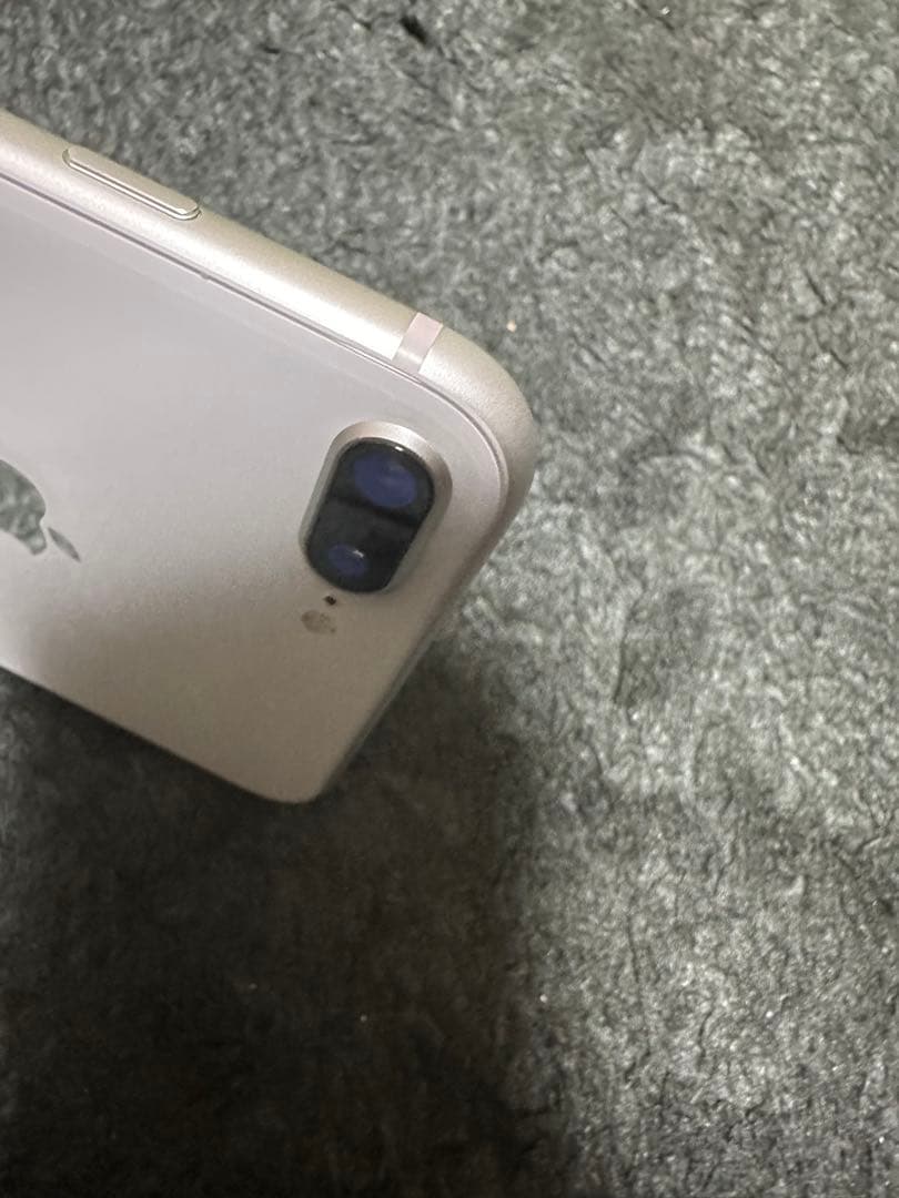 iPhone 8 Plus シルバー 256GB