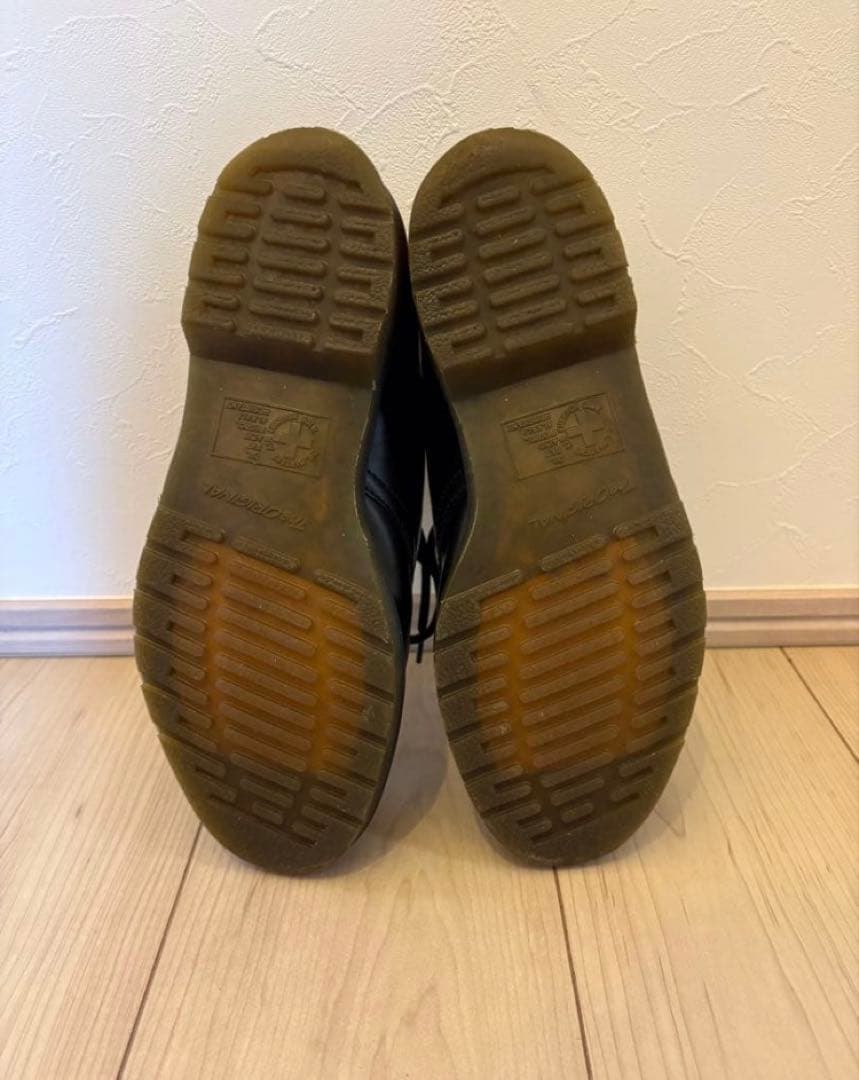 Dr. Martens 3ホールシューズ