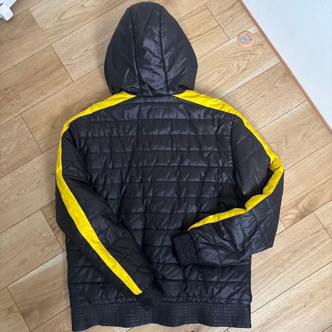 ドルトムント　ダウンジャケット　プーマ　サッカー