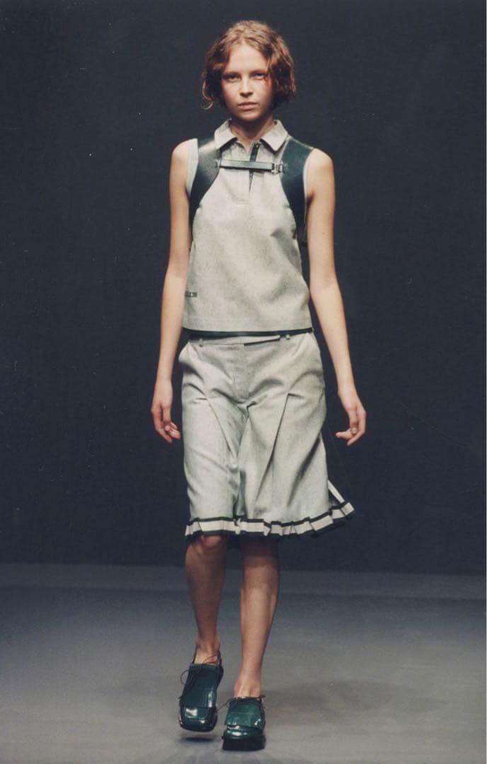 靴 99SS PRADA square toe leather mules red