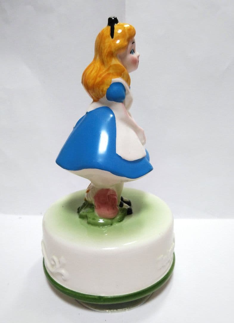 レア品 Tokyo Disney Land 不思議の国のアリス オルゴール