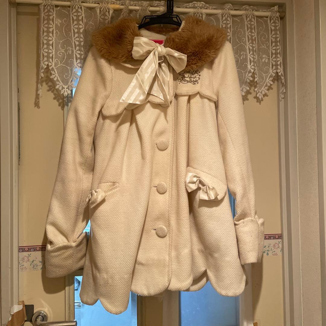 BABY Katie Lydieコート 白