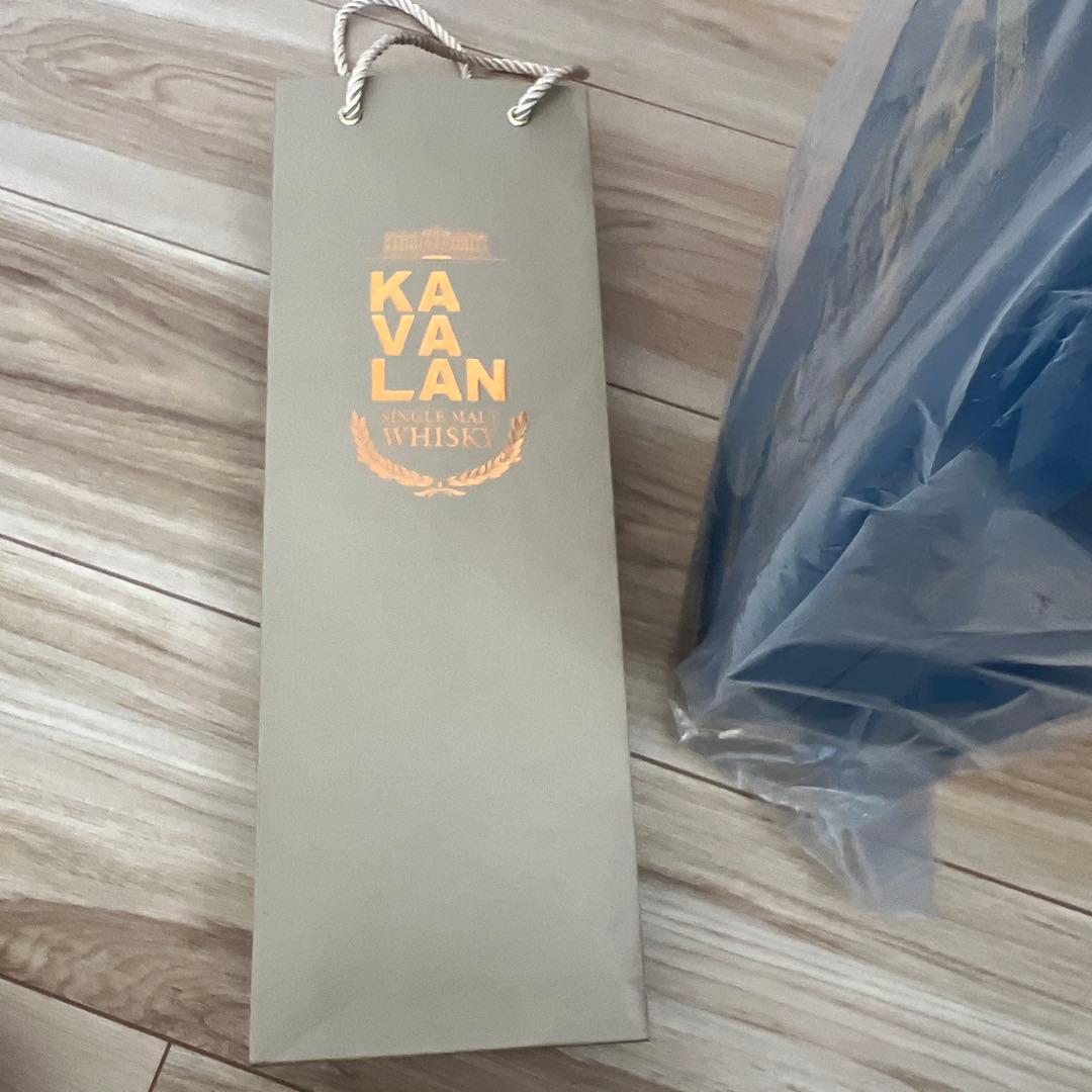 新品未使用品　KAVALAN シングルモルトウイスキー 700ml 57.1%