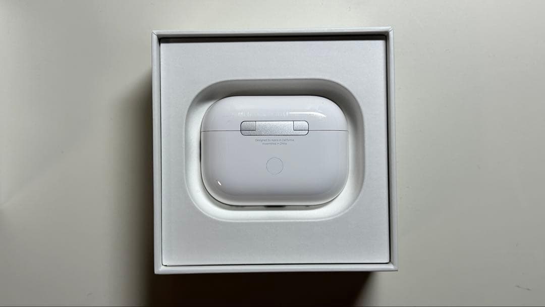 【極美品】純正 AirPods Pro 第2世代 (Lightningモデル)