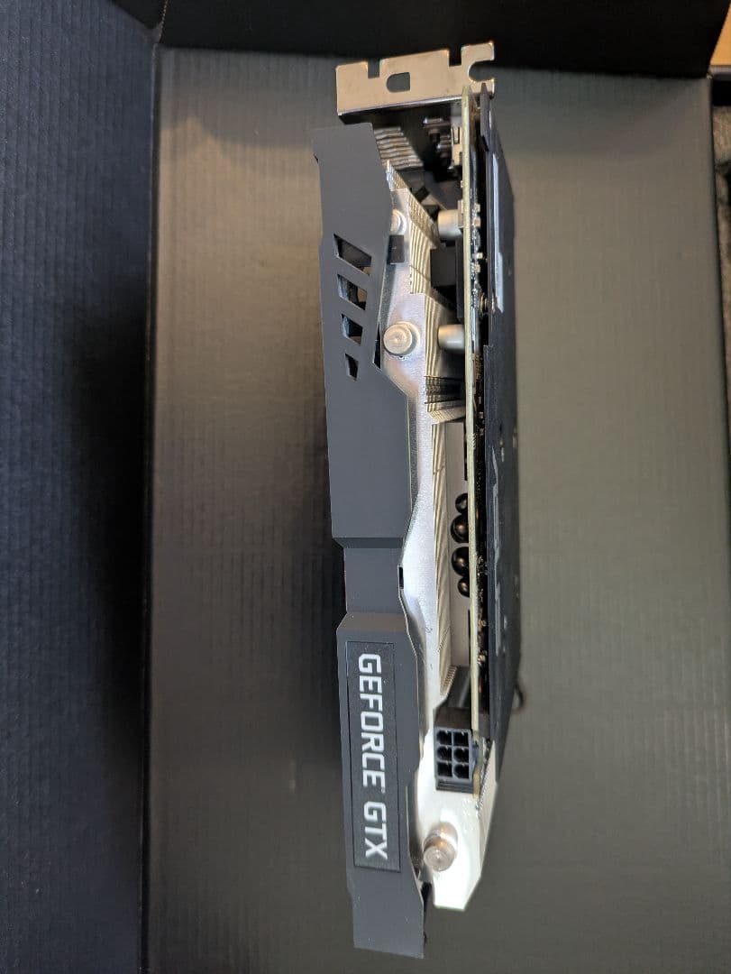 ASUS STRIX-GTX1060-DC2O6G グラフィックボード