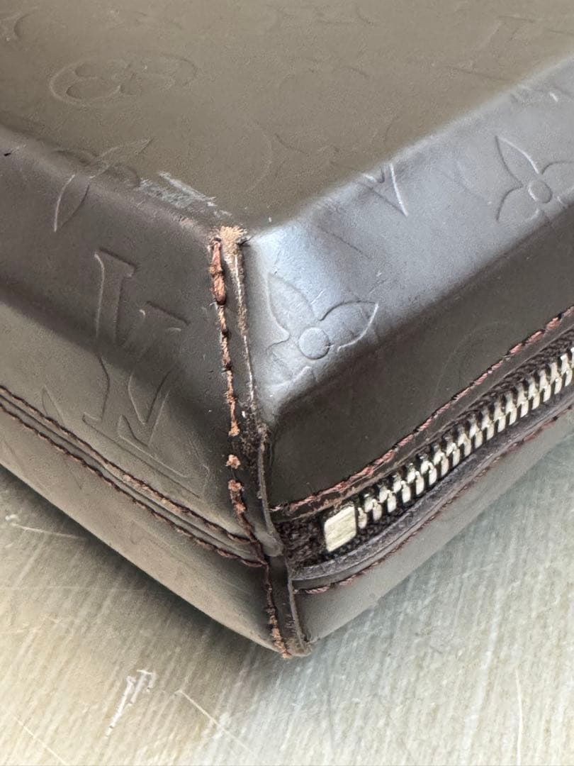 LOUIS VUITTON エルヴィン_モノグラム・グラセ_BRW