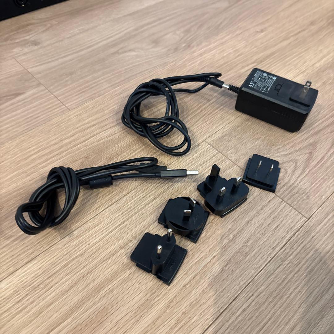 TRAKTOR KONTROL S4 MK3 DJコントローラー