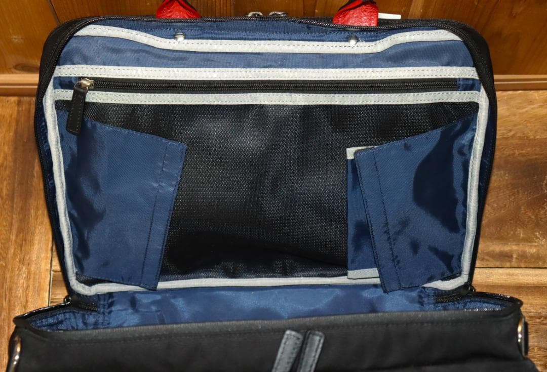 新品 TAKEO KIKUCHI トリッパー ビジネスバッグ ダブルルーム Ⓗ